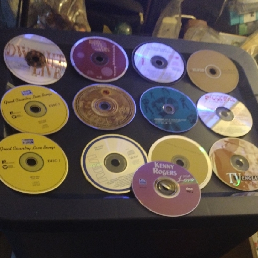 Assorted Music CD Collection(Elvis,Kenny Rogers,Etc...)